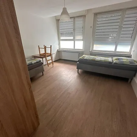 Ferien- Monteurapartments In *